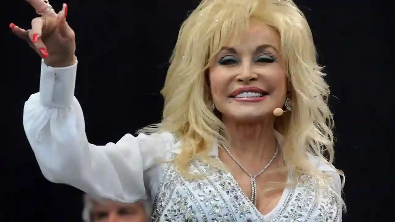 is Dolly Parton Still Alive? Know Dolly Parton's Age, Net Worth & More